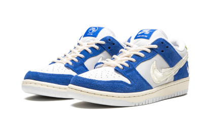 Nittgke SB Dunk Low Pro Fly Streetwear Gardenia