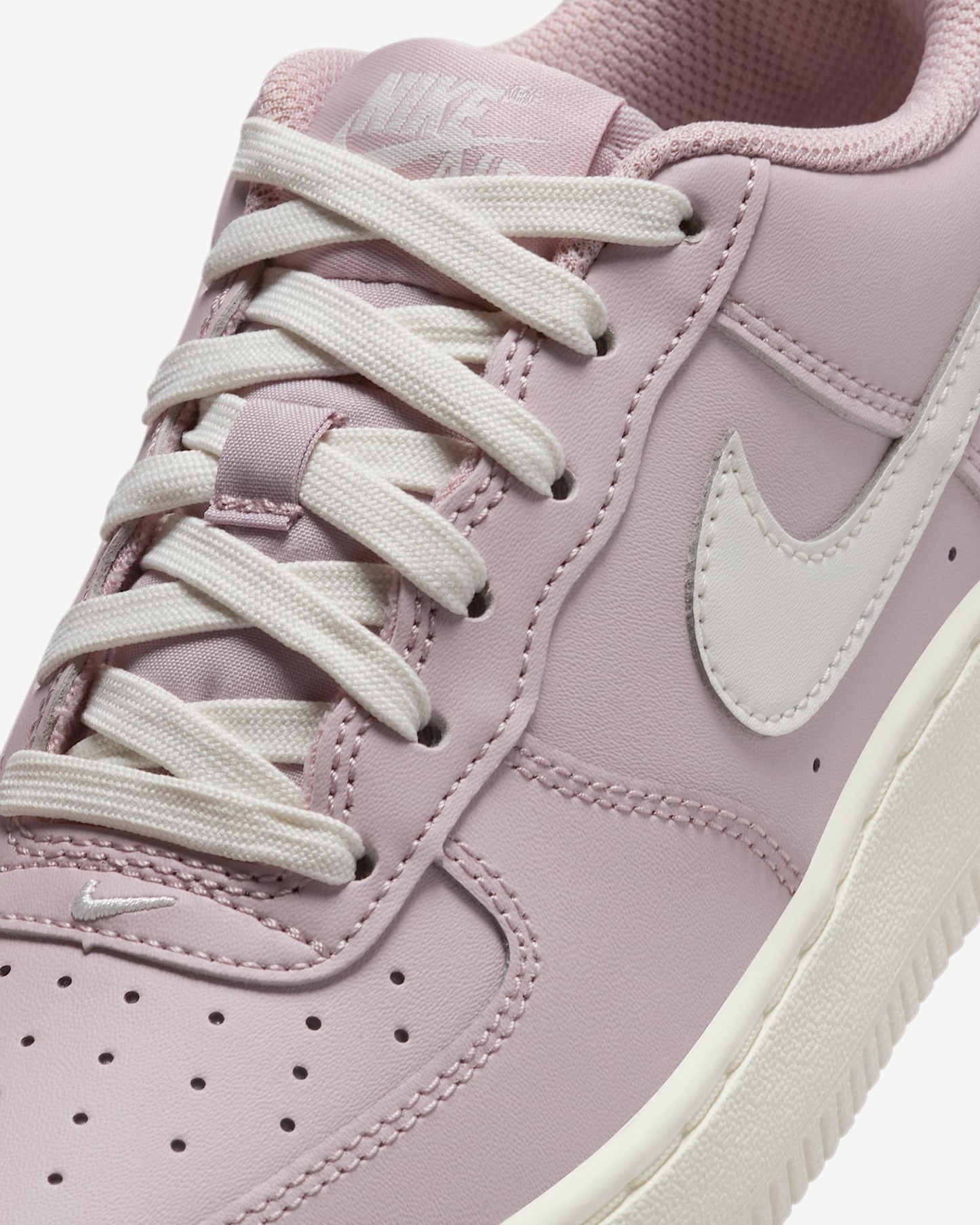 Nittgke Air Force 1