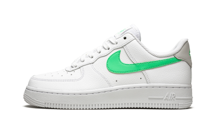 Nittgke Air Force 1 Low Green Glow (Women's)
