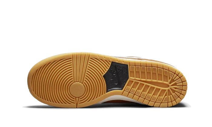 Nittgke SB Dunk Low Pro Dark Russet