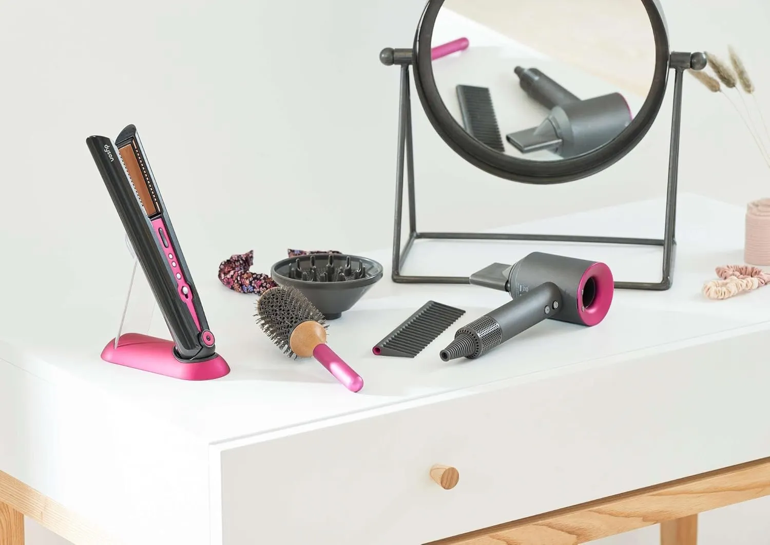 Dyson Kit de coiffure avec sèche-cheveux et fer à lisser 6 pièces