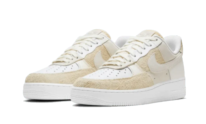 Nittgke Air Force 1 Low '07 Coconut Milk (Women's)