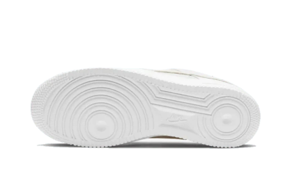 Nittgke Air Force 1 Low '07 Coconut Milk (Women's)
