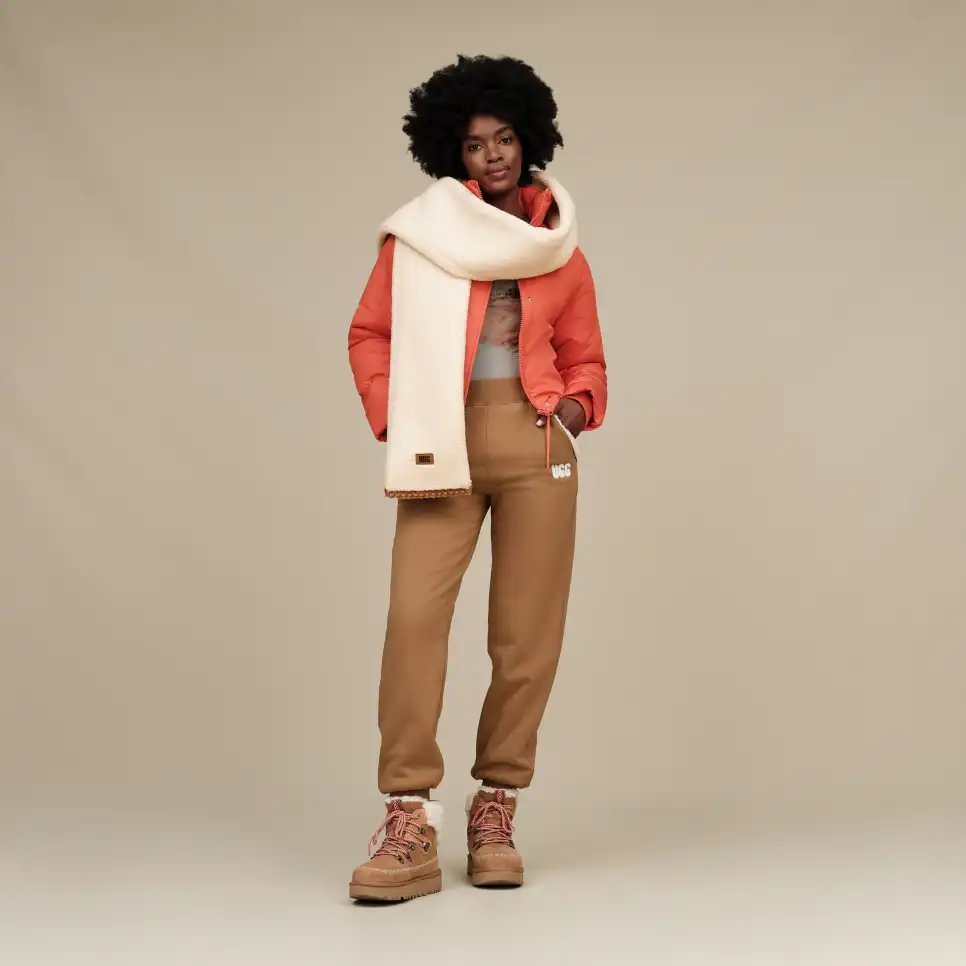 Femme fluff Scalloped Scarf