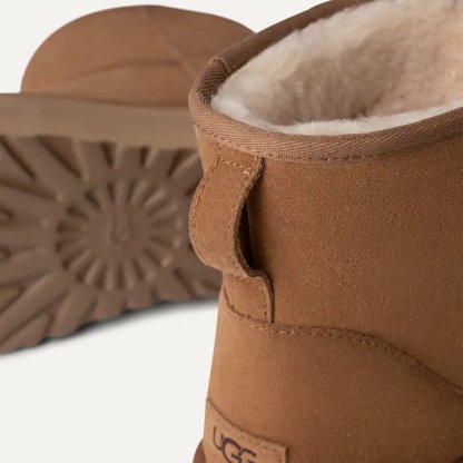 Women's Classic Mini Platform Boot