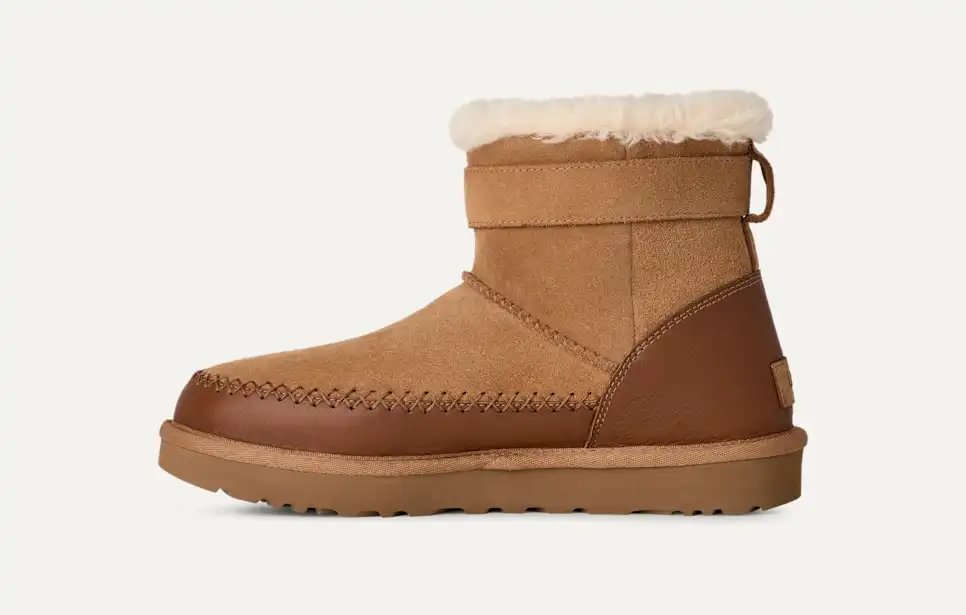 Women's Classic RetroChic Strap Boot