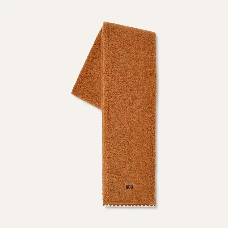 Femme fluff Scalloped Scarf