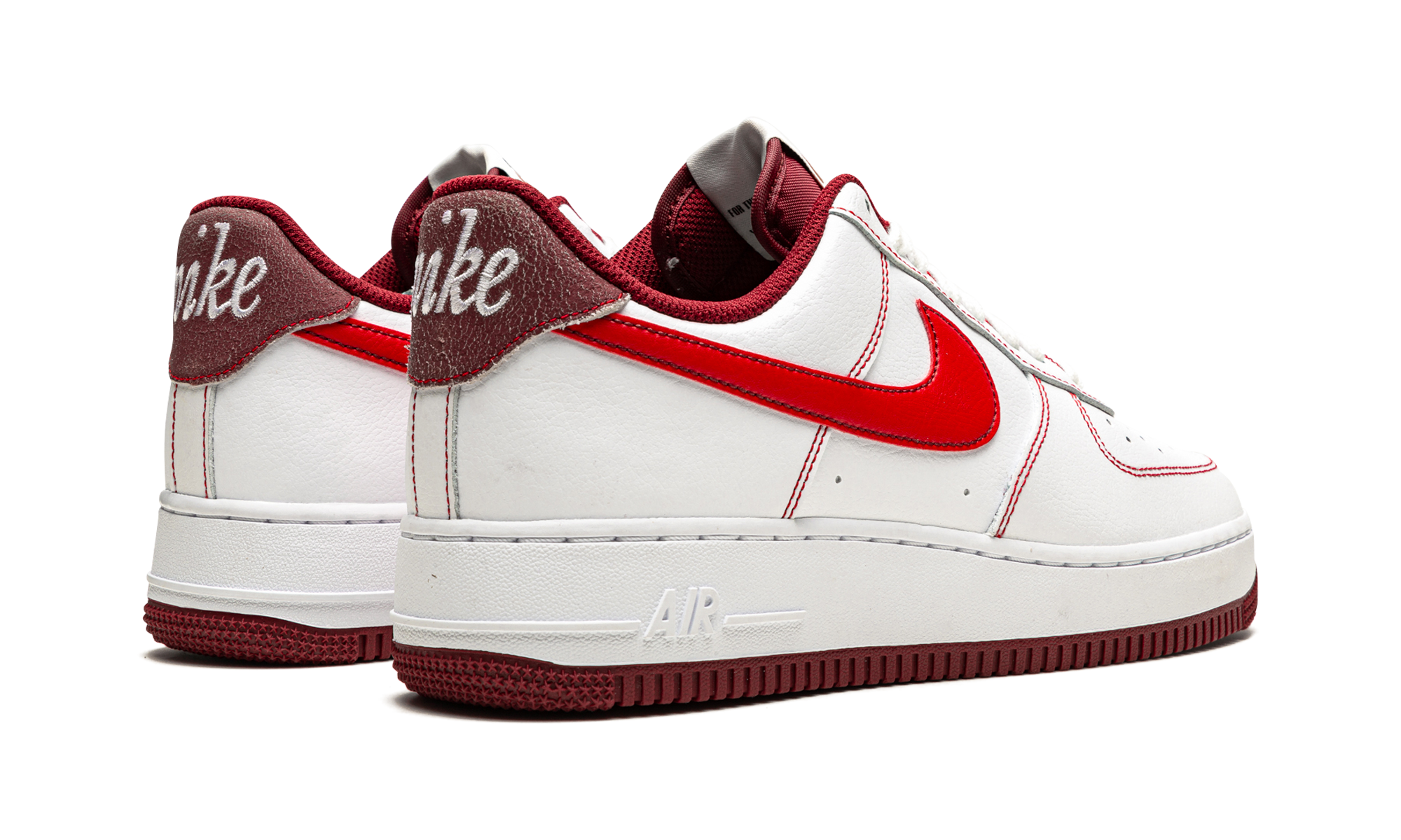 Nittgke Air Force 1 Low '07 First Use White Team Red