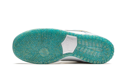 Nittgke SB Dunk Low Sean Cliver