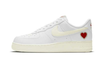 Nittgke Air Force 1 Low Valentine's Day (2021)