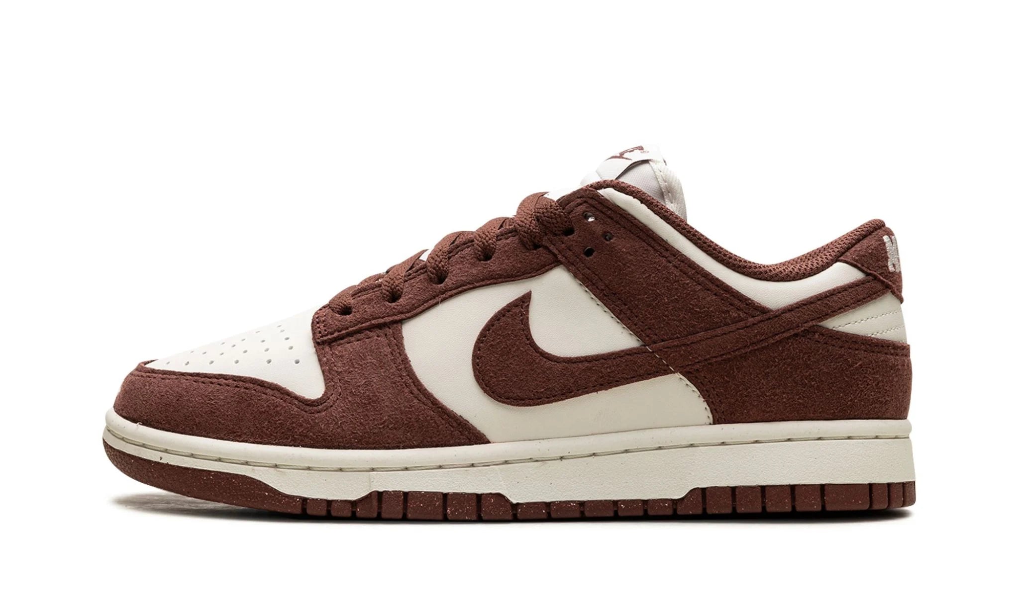 Nittgke Dunk Low Next Nature Red Sepia (Women's)