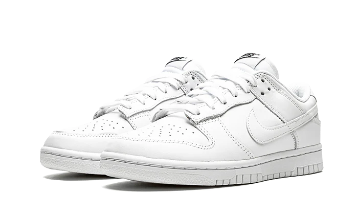 Nittgke Dunk Low Triple White (2021) (Women's)