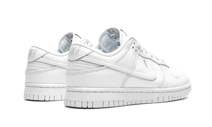 Nittgke Dunk Low Triple White (2021) (Women's)