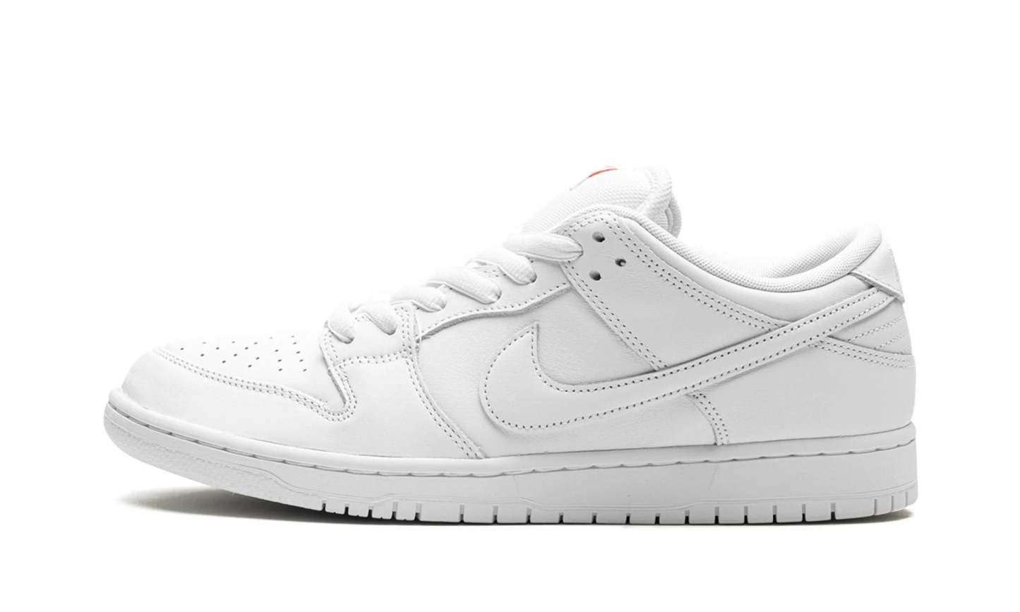 Nittgke SB Dunk Low Pro Triple White