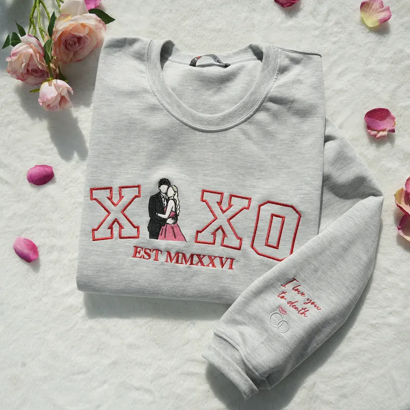 Forlovever Personalized Embroidered Photo Couple XOXO Sweats/Hoodie/T-shirt