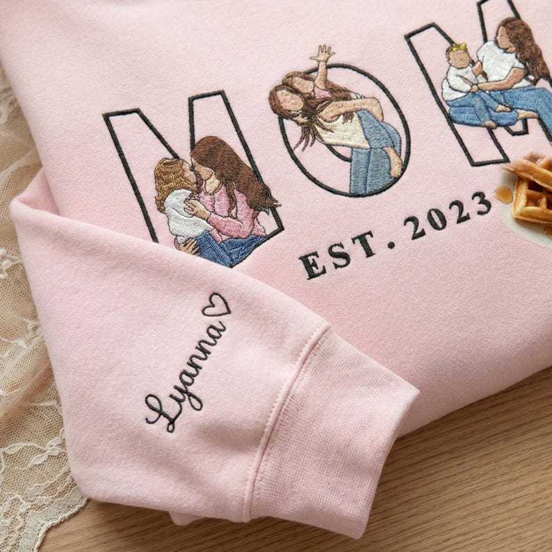 Pamaviva Embroidered Mama Sweatshirt with Multiple Portraits Custom Mama and Child Embroidery for Mother's Day Gift