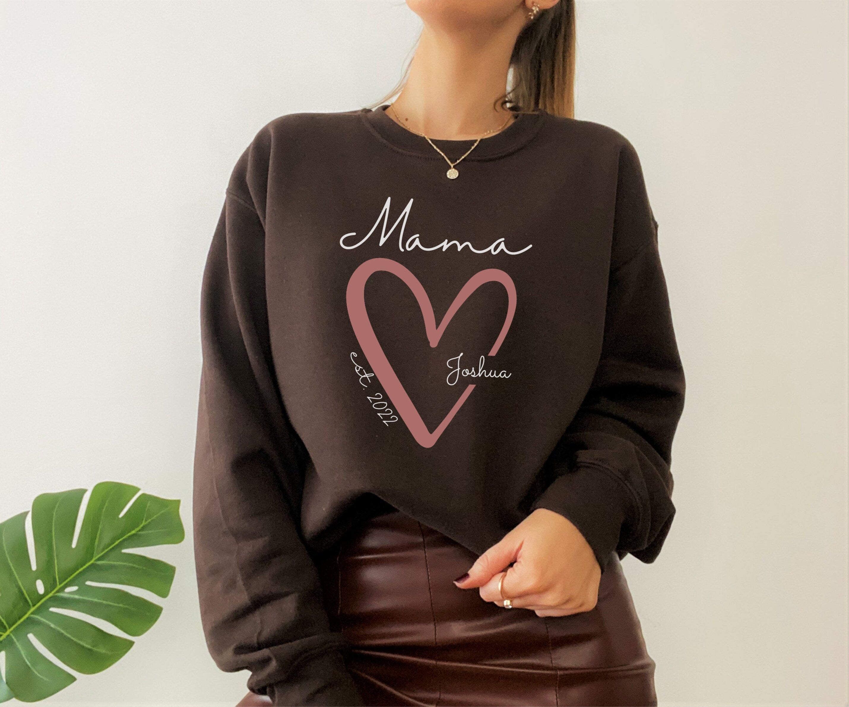 Mama Sweatshirt, Personalized Sweatshirt, Mama Est Sweatshirt, Mama Sweatshirt With Kid Name, Mama Sweatshirt With Names-ilovevango