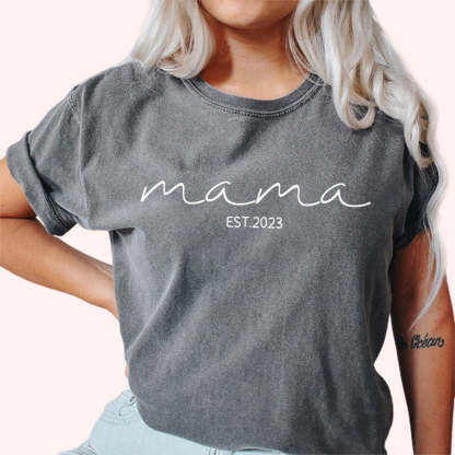Personalised Chest Text Customization Mama Est Year T-shirt, with Children's Names on the Sleeve, Mother's Day Gift-ilovevango