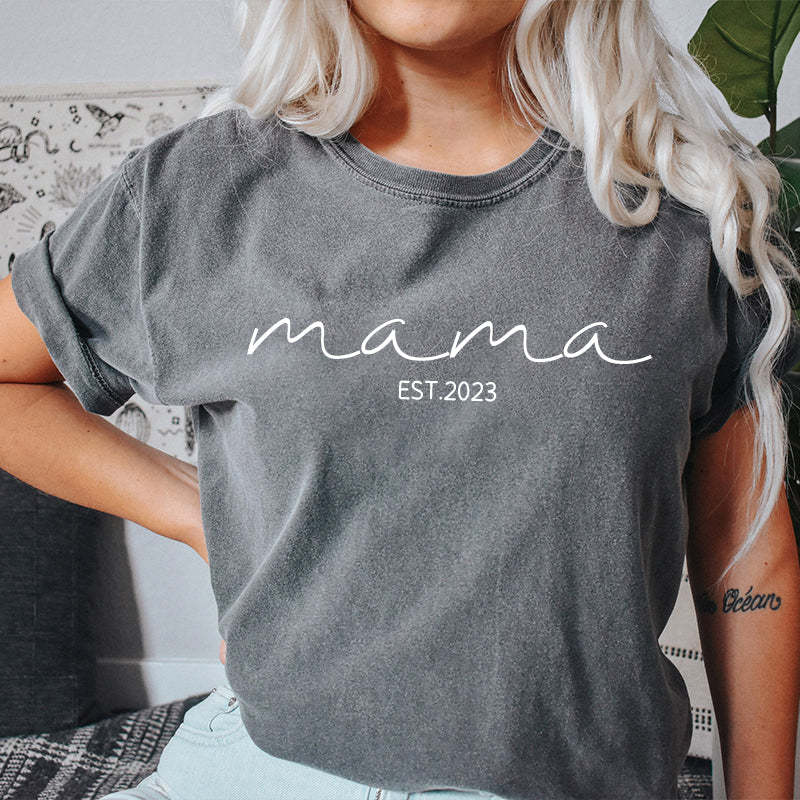 Personalised Chest Text Customization Mama Est Year T-shirt, with Children's Names on the Sleeve, Mother's Day Gift-ilovevango