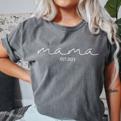 Personalised Chest Text Customization Mama Est Year T-shirt, with Children's Names on the Sleeve, Mother's Day Gift-ilovevango
