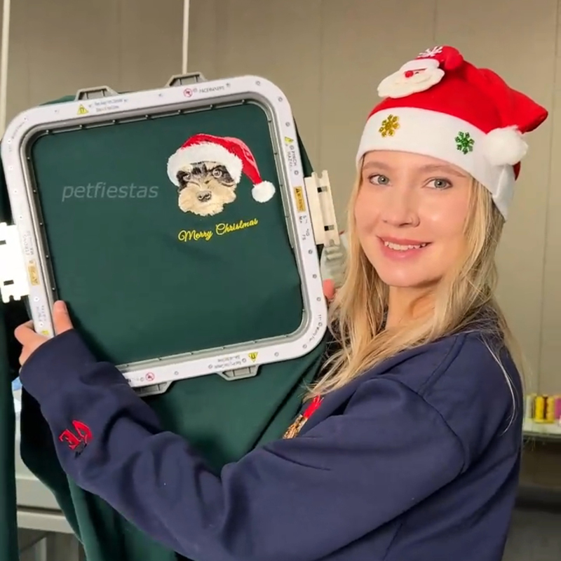 Custom Pet Portrait Christmas Sweatshirt , Personalized Dog Face Holiday Gift for Pet Lovers