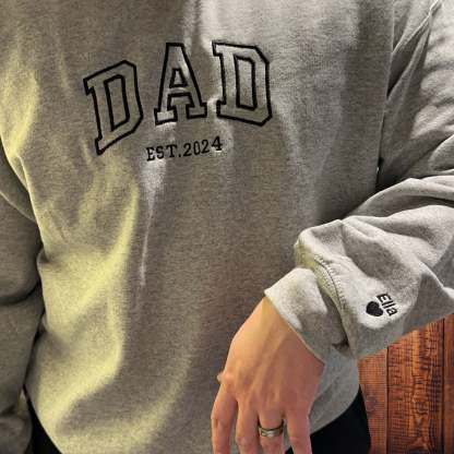 Custom Embroidered Mom Dad Sweatshirt with Kids Name on Sleeve