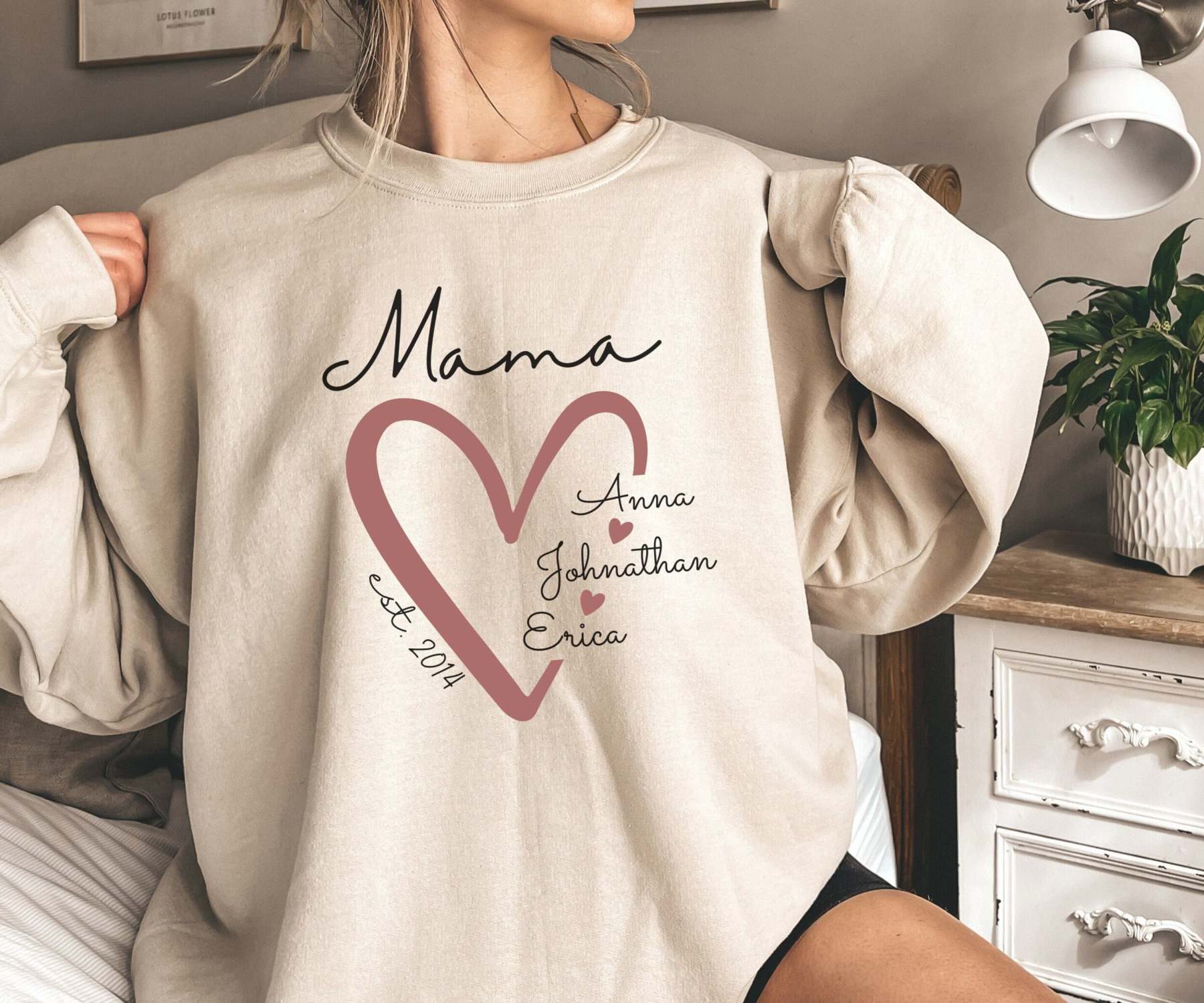 Mama Sweatshirt, Personalized Sweatshirt, Mama Est Sweatshirt, Mama Sweatshirt With Kid Name, Mama Sweatshirt With Names-ilovevango