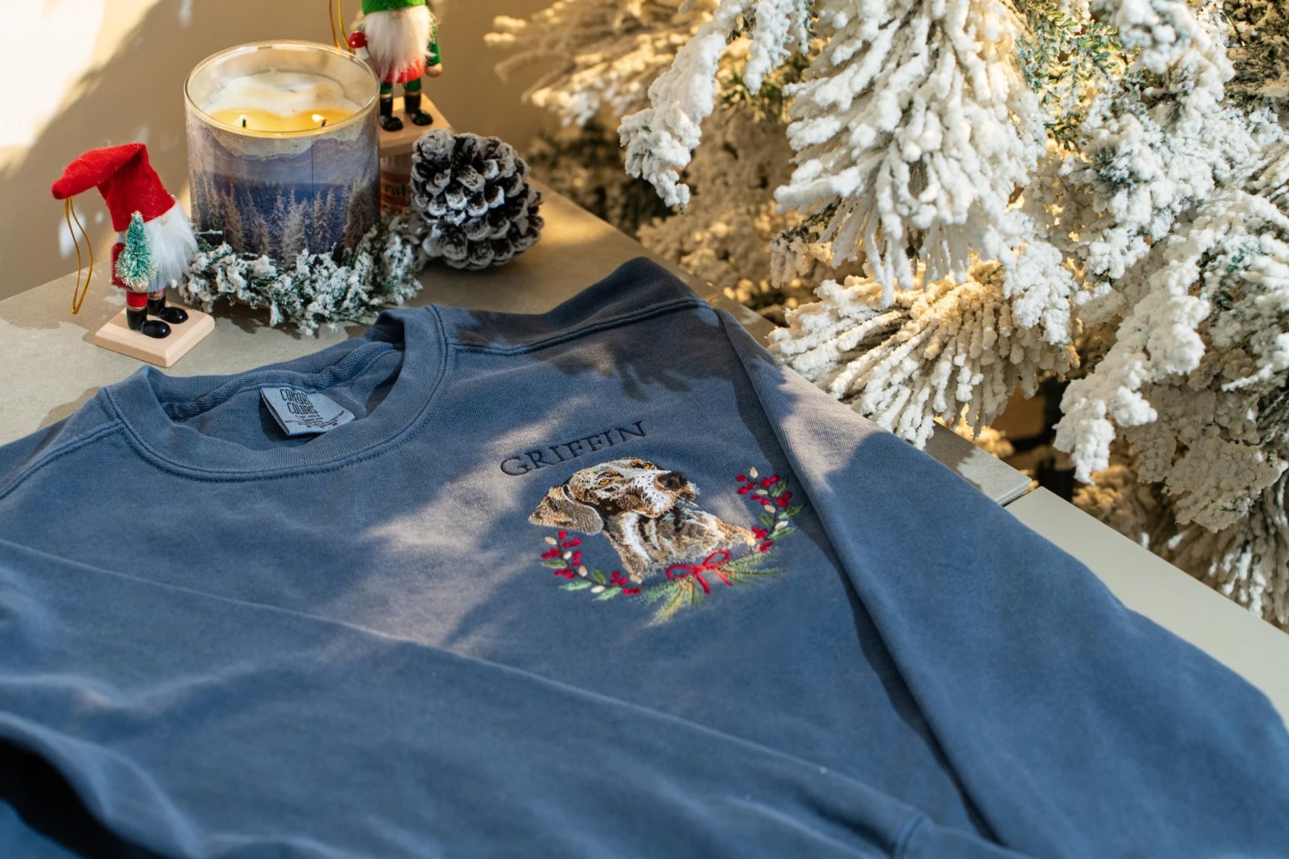 Custom Embroidered Pet Portrait Vintage Washed Sweatshirt T-Shirt, Christmas Pet Sweathsirt