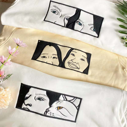 Art Eyes Embroidered Sweatshirt/Hoodie