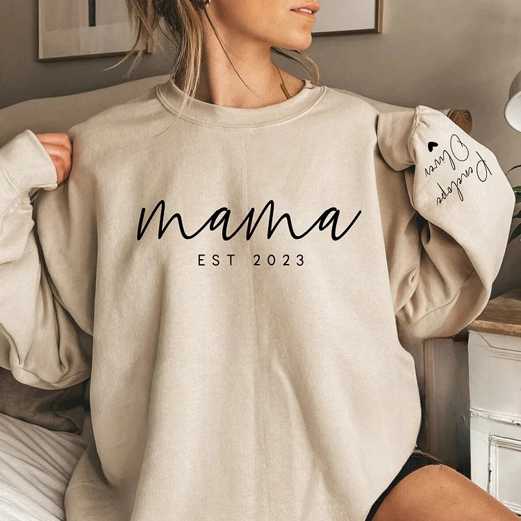 Minimalist Mama Sweatshirt with Date and Children Name-ilovevango