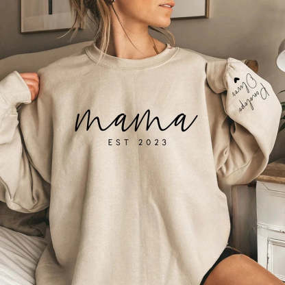 Minimalist Mama Sweatshirt with Date and Children Name-ilovevango