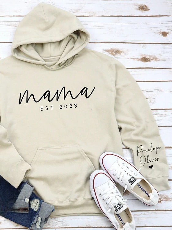 Minimalist Mama Sweatshirt with Date and Children Name-ilovevango