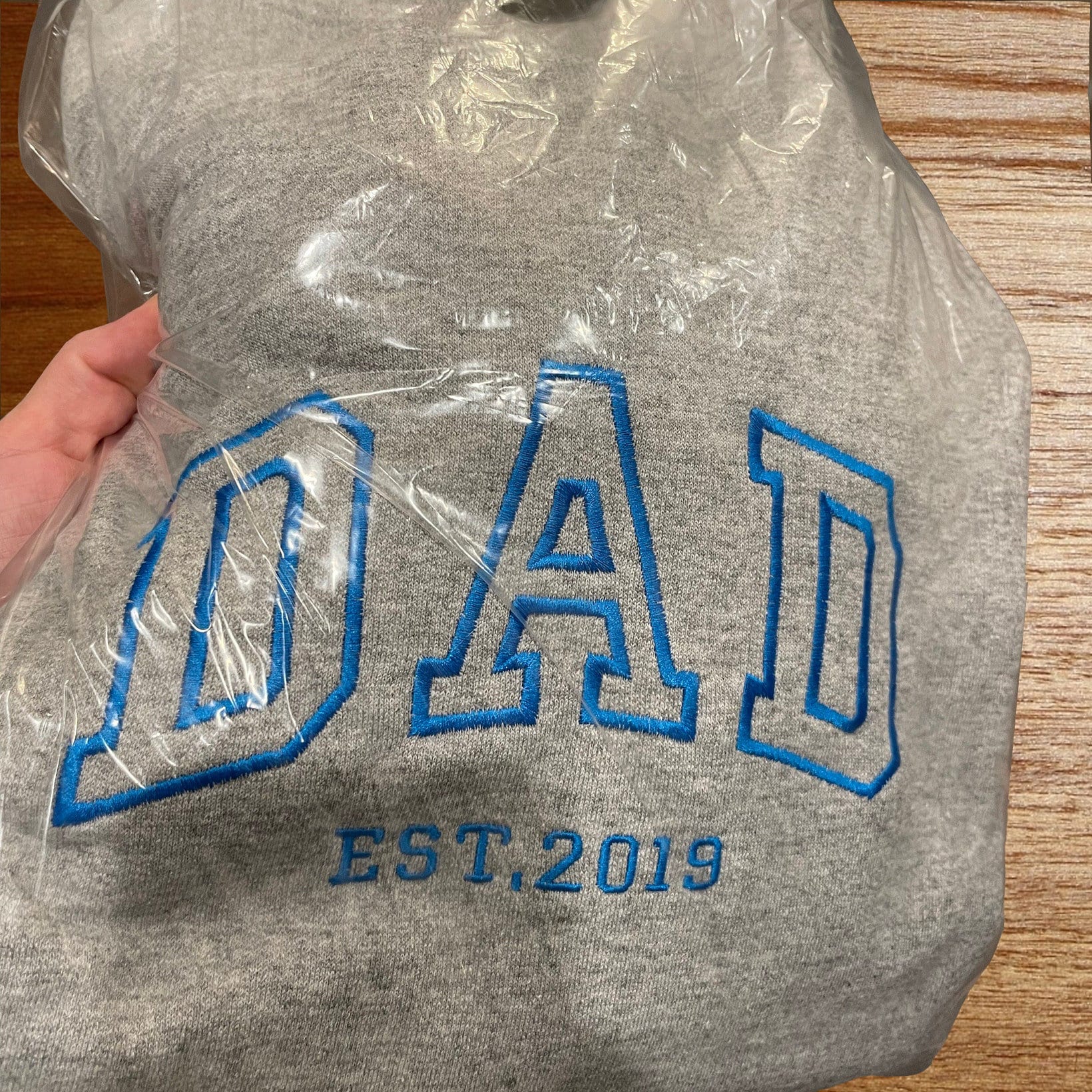 Custom Embroidered Mom Dad Sweatshirt with Kids Name on Sleeve