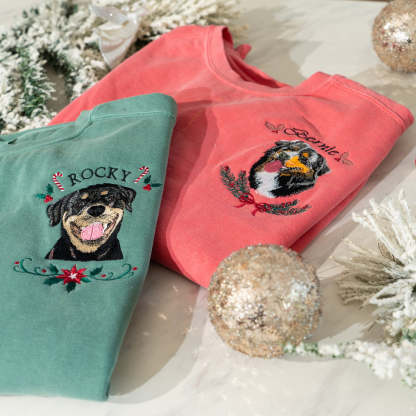 Custom Embroidered Pet Portrait Vintage Washed Sweatshirt T-Shirt, Christmas Pet Sweathsirt