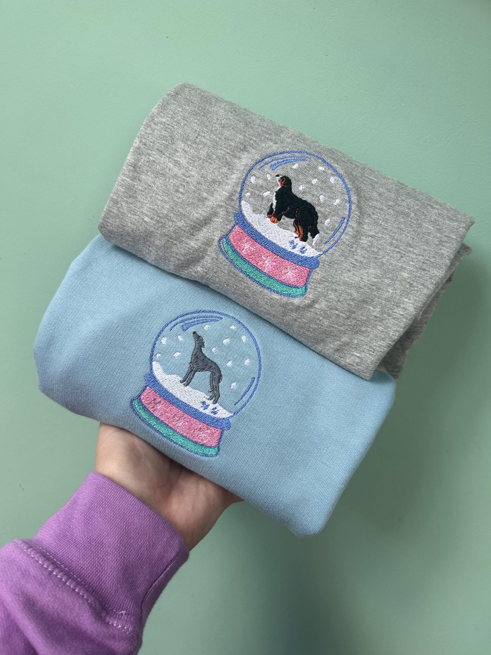 Custom Embroidered Dog Snow Globe Sweatshirt – Christmas Jumper for Dog Lovers