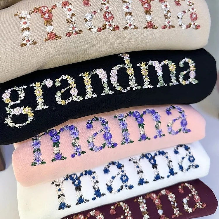 🌸 Custom Embroidered Floral Sweatshirt for Mom & Grandma - Comfort & Love Stitched In