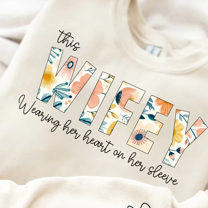 Wear Your Heart on Your Sleeve – Personalized Mama Sweatshirt with Kids’ Names | for Mom and Grandma Gift