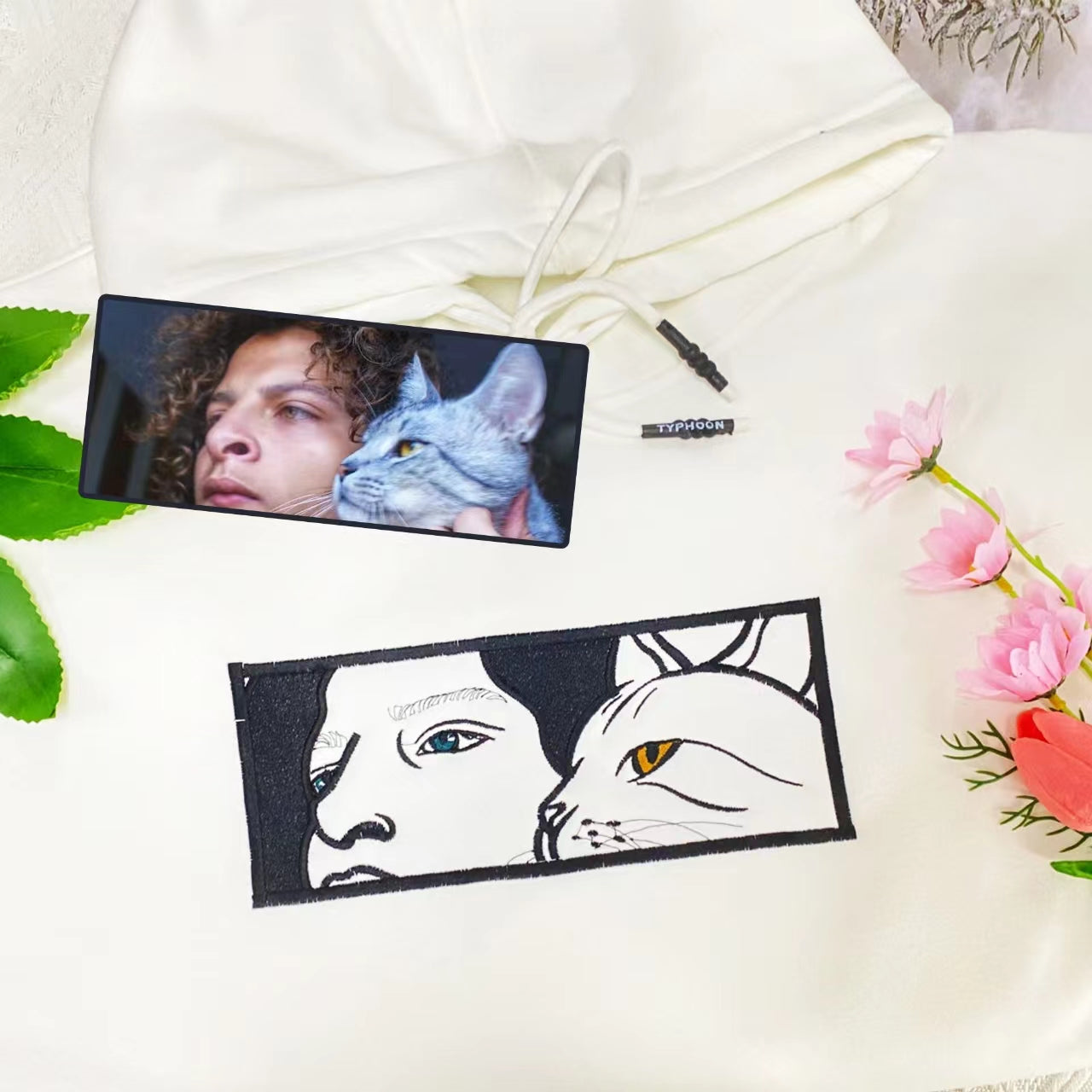 Art Eyes Embroidered Sweatshirt/Hoodie