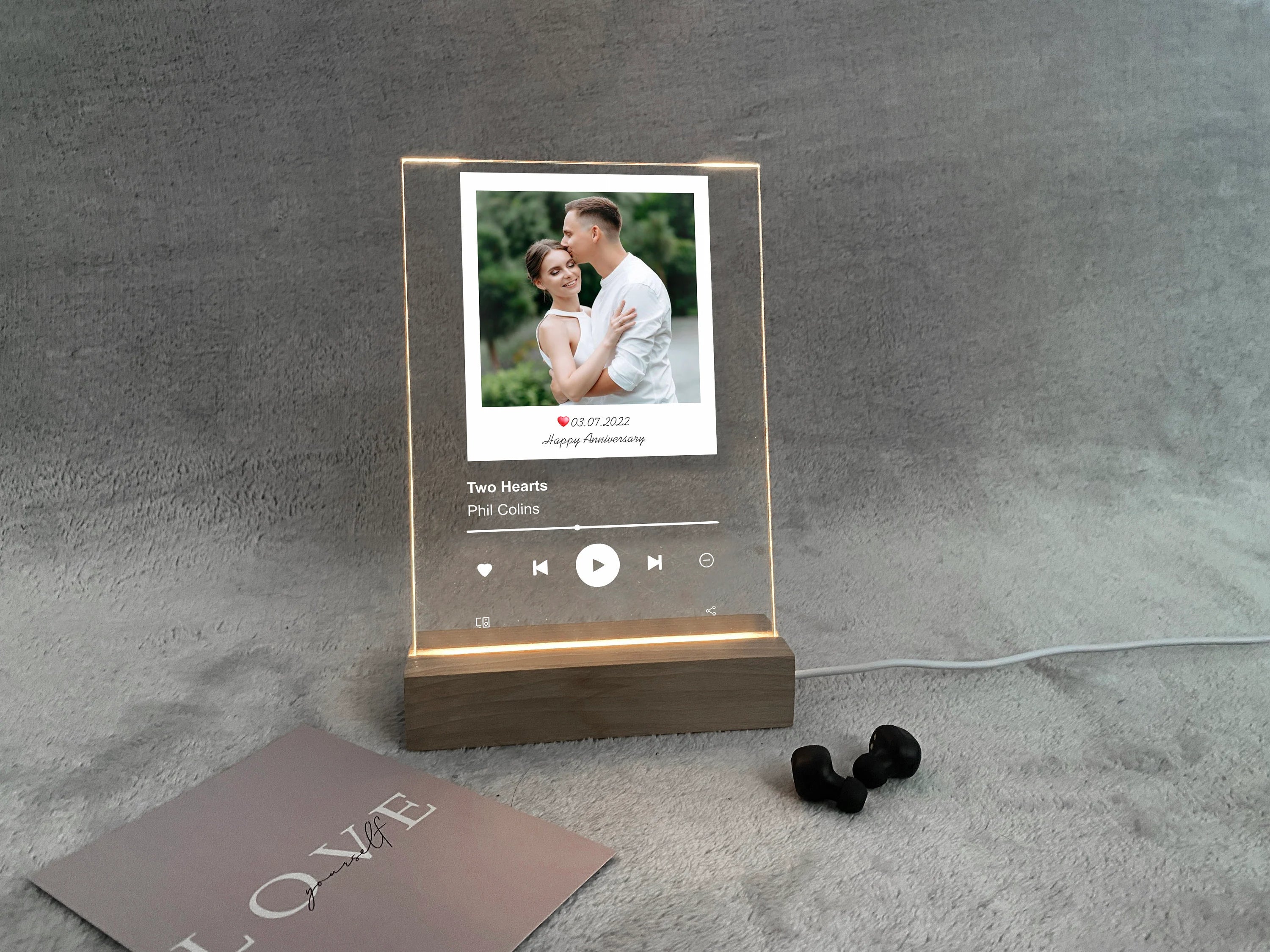 Personalized Photo Acrylic Song Plaque Christmas Gift Custom Song Album Cover Scannable LED Night Light Lamp With Base for Music Plaque-ilovevango
