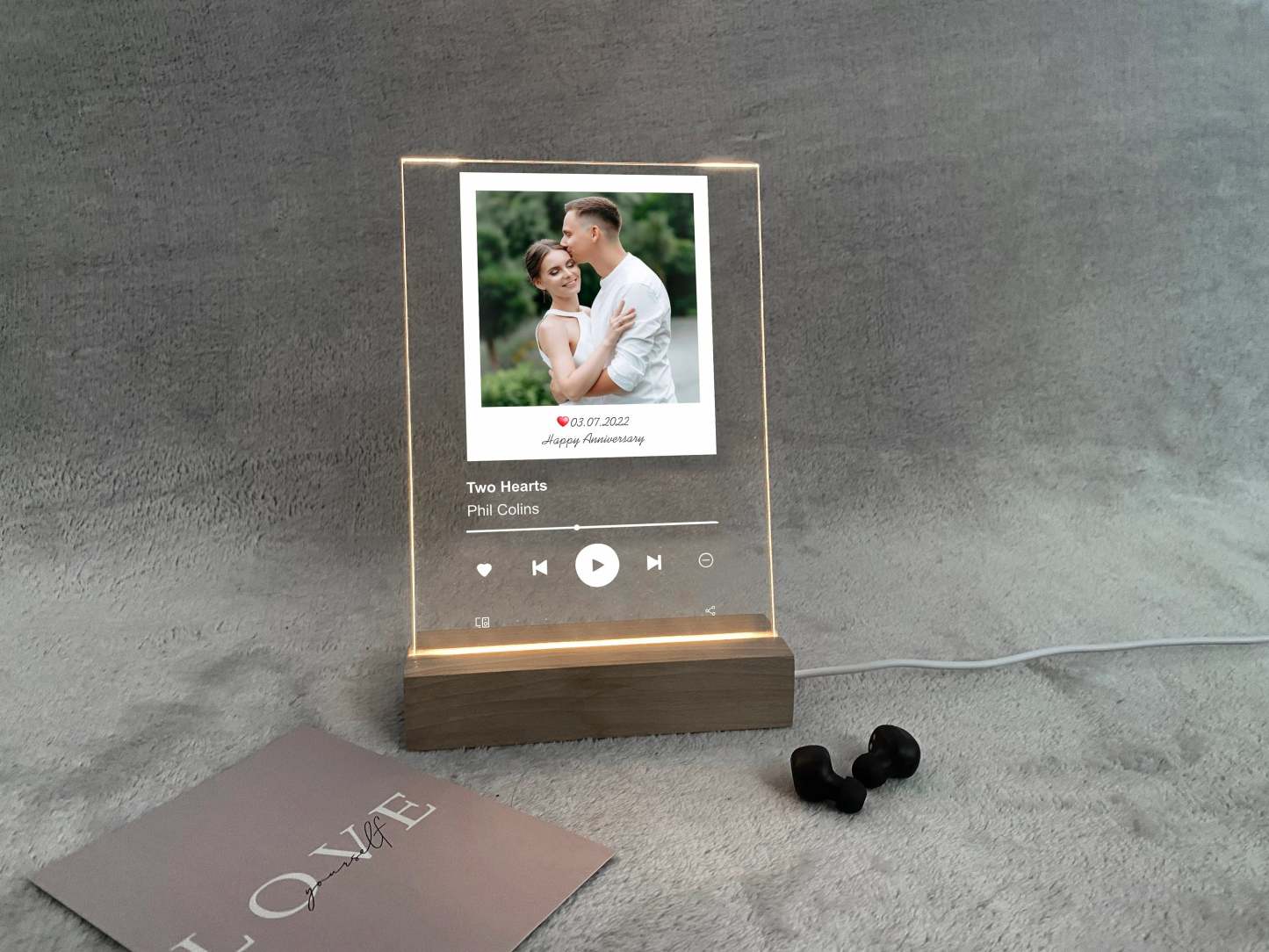 Personalized Photo Acrylic Song Plaque Christmas Gift Custom Song Album Cover Scannable LED Night Light Lamp With Base for Music Plaque-ilovevango