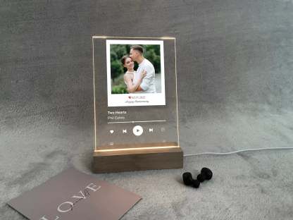 Personalized Photo Acrylic Song Plaque Christmas Gift Custom Song Album Cover Scannable LED Night Light Lamp With Base for Music Plaque-ilovevango
