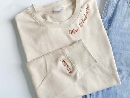 Embroidered Name on Collar Sweatshirt Hoodie Embroidery College Couple Matching Hoodie Crewneck Sorority Anniversary Gift-ilovevango