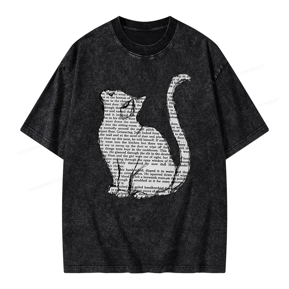Lots Of Books And Cute Cats Unisex Washed T-shirt