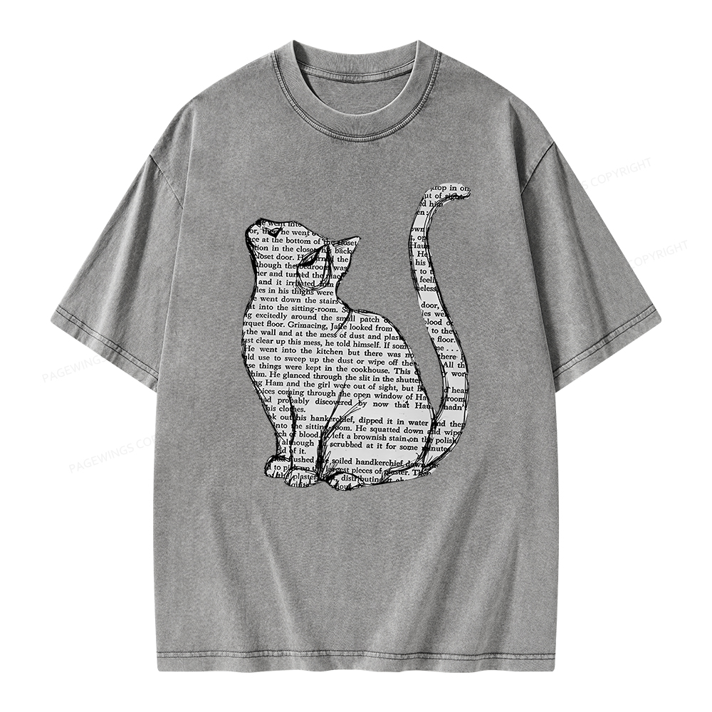 Lots Of Books And Cute Cats Unisex Washed T-shirt