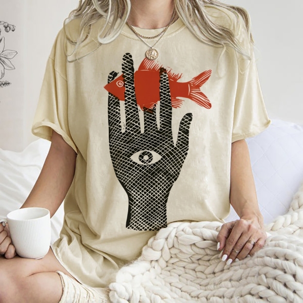 Unisex Artistic Eyes Hand Fish Printed Washed Tee