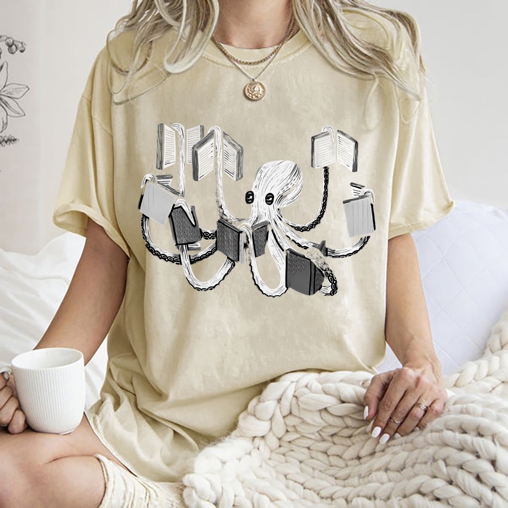 Unisex Octopus Printed Washed Tee