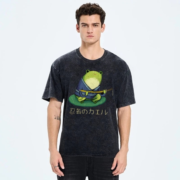 Unisex Japanese Style Frog Printed Washed Tee