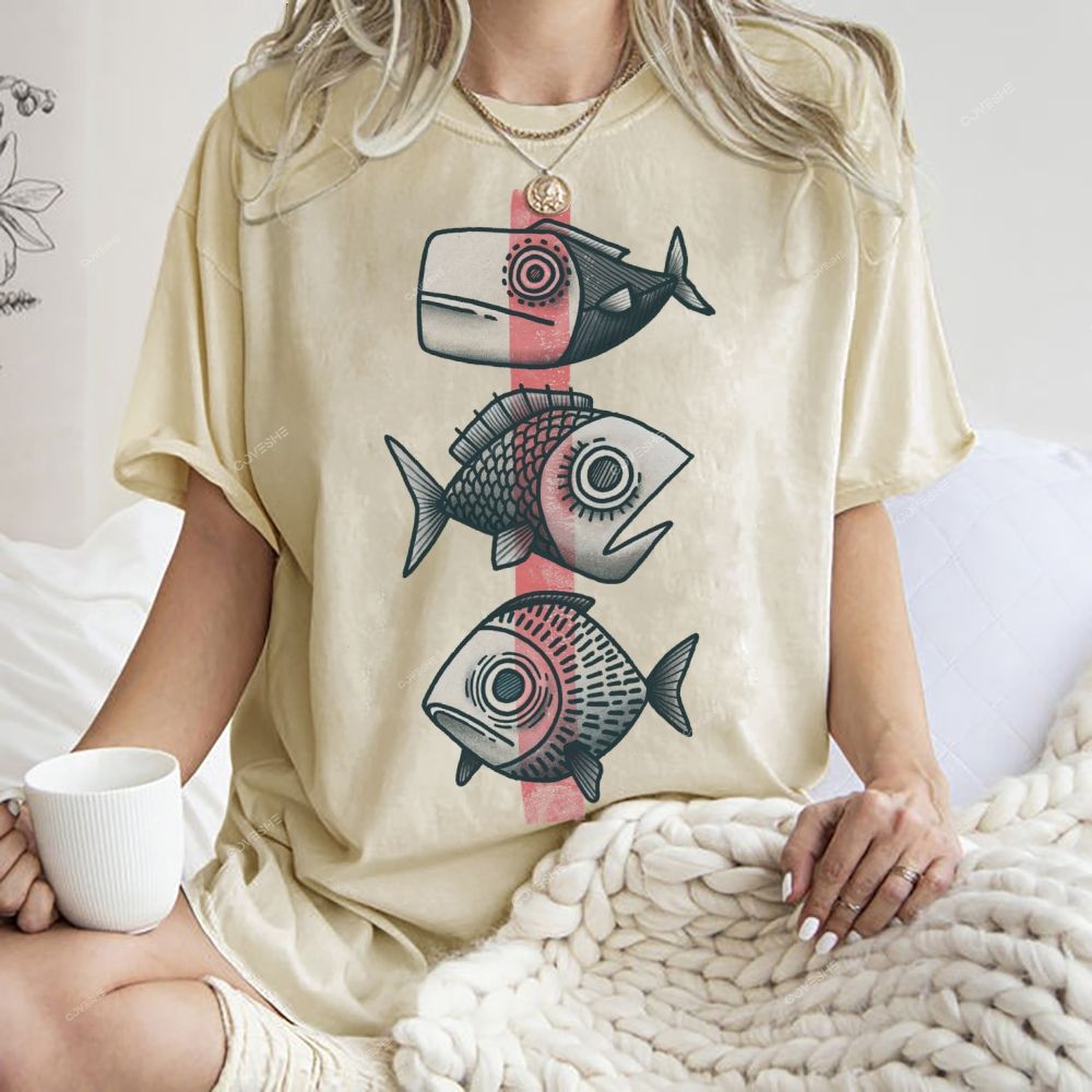 Unisex Vintage Fish Printed Washed Tee