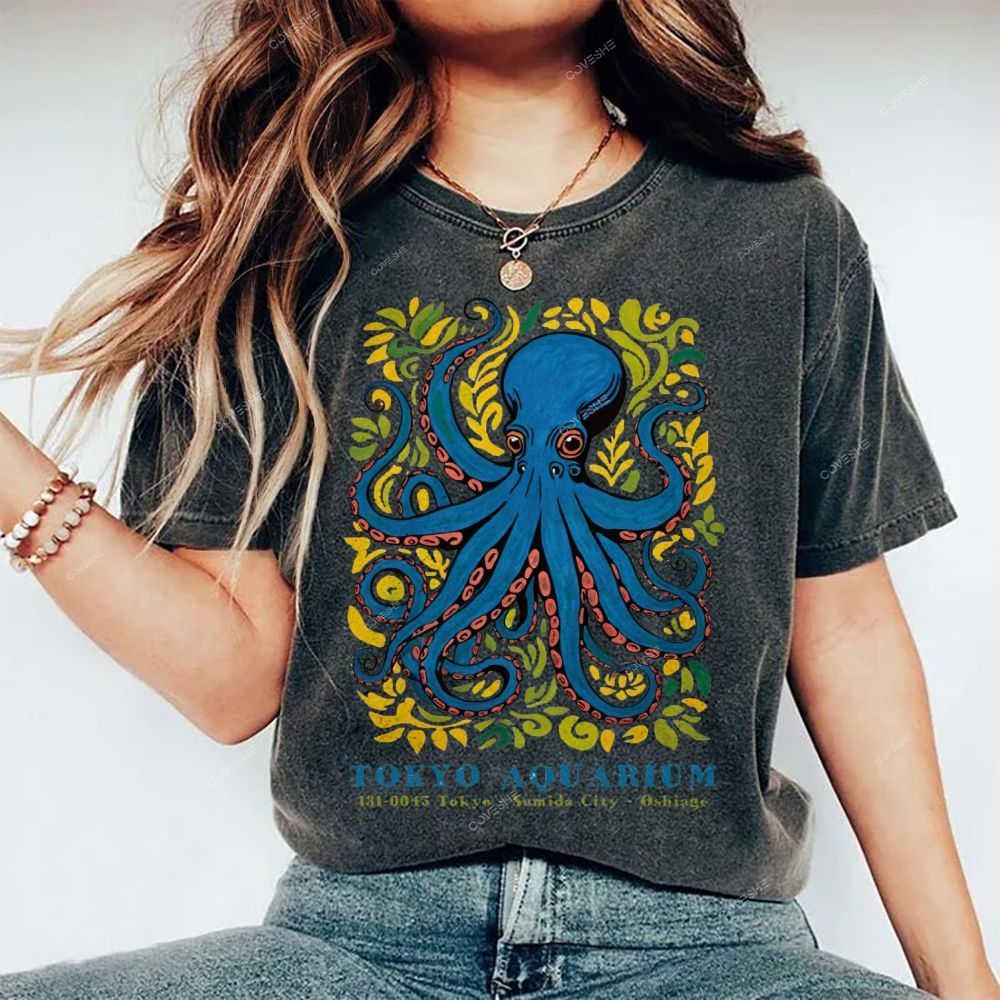 Unisex Tokyo Aquarium Octopus Printed Washed Tee