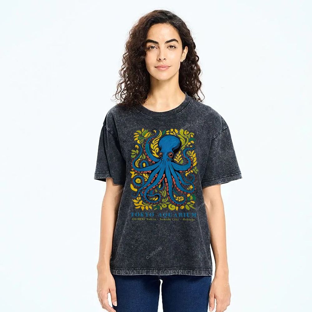 Unisex Tokyo Aquarium Octopus Printed Washed Tee